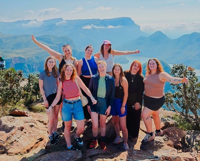 Backpacking South Africa: Safari & Garden Route