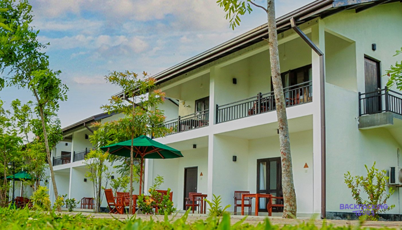 Oak Ray Elephant Lake, our hotel in Sigiriya