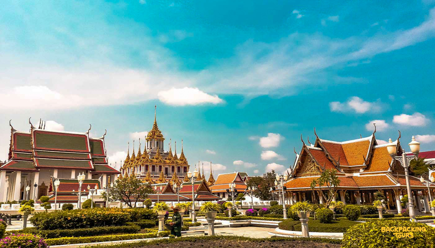 Golden-roofed temple in Chiang Mai visited during the backpacking tour